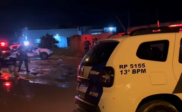 Acidente envolvendo cinco veículos deixa pai e filho feridos em Guriri, São Mateus Acidente envolvendo cinco veículos deixa pai e filho feridos em Guriri, São Mateus