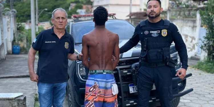 Homem é preso suspeito de roubar bar e agredir proprietário em Pancas Homem é preso suspeito de roubar bar e agredir proprietário em Pancas