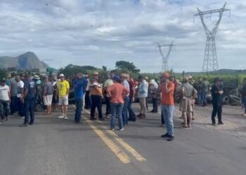 Bloqueio na BR 101: Assalto a fazenda do Prado inflama população e engrossa mobilização de produtores