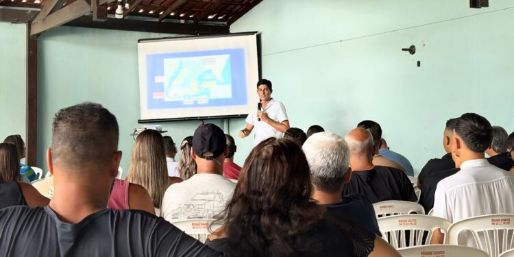 Mazinho reúne dezenas de lideranças para série de encontros “Papo de Futuro”
