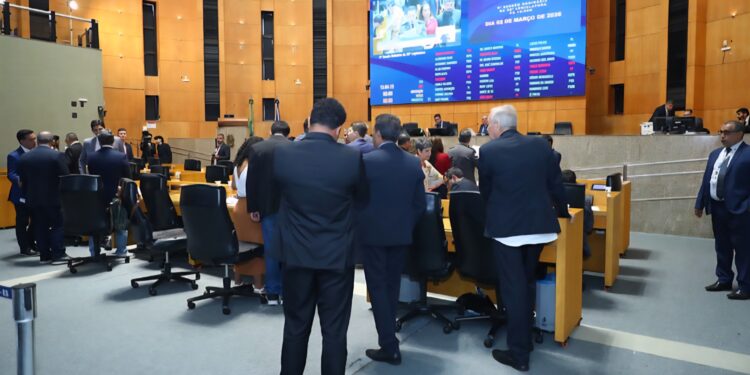 Janela aberta: deputados têm 30 dias para trocar de partido sem perder mandato