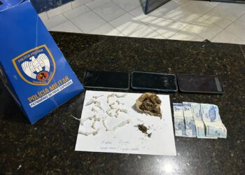 Dois suspeitos são presos por tráfico de drogas durante ação da PM em Mantenópolis