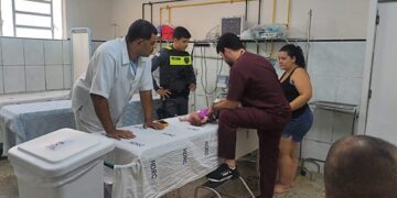 Barra de São Francisco: bebê de 23 dias é salva por policiais após parar de respirar