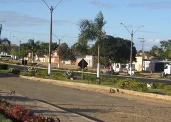 Homem em situação de rua é morto a facadas na calçada de rodoviária no Norte do ES