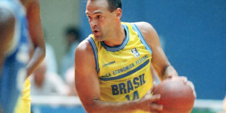 Morre Oscar Schmidt, o “Pelé’ do basquete brasileiro