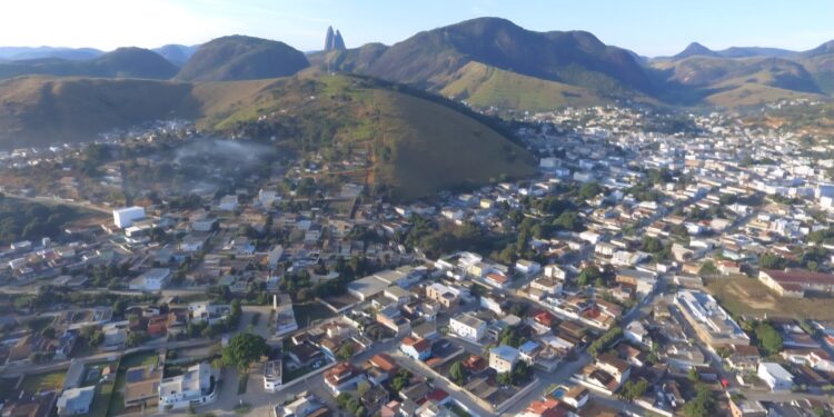 Ex-prefeito de Mantena é condenado a devolver meio milhão