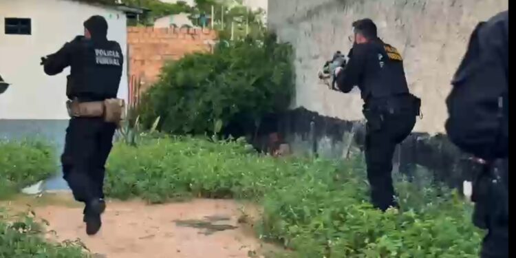 Abuso contra crianças: PF faz operação em Alegre, Santa Tereza e Grande Vitória