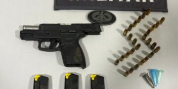 Polícia apreende drogas e arma de fogo em bar no bairro Bom Sucesso, em São Mateus