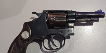 Polícia apreende arma após denúncia de violência doméstica na zona rural de Águia Branca