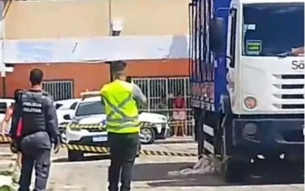 Idosa de 82 anos morre após ser atropelada por caminhão em Conceição da Barra Idosa de 82 anos morre após ser atropelada por caminhão em Conceição da Barra