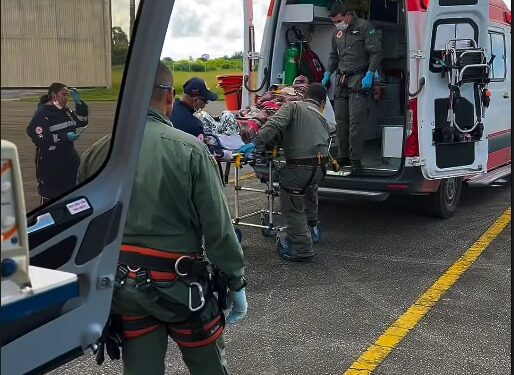 Vendedor ambulante tem corpo queimado após explosão de botija de gás em São Mateus Vendedor ambulante tem corpo queimado após explosão de botija de gás em São Mateus