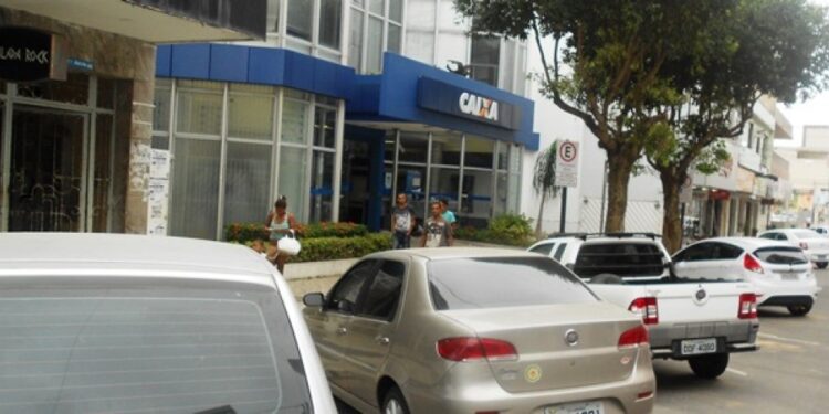 Polícia Federal apura fraude com desconto de duplicatas “fria” na Caixa em Linhares