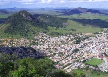 Pedestre morre após ser atropelado por motocicleta na ES-320, em Ecoporanga