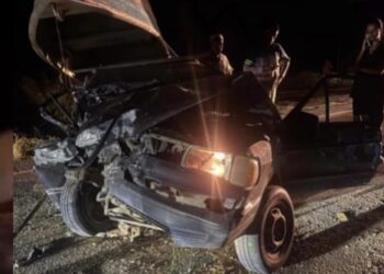 Homem fica preso às ferragens após colisão entre Saveiro e caminhão entre São Mateus e Nova Venécia