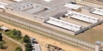 Detento morre um mês após ser esfaqueado dentro de penitenciária em São Mateus