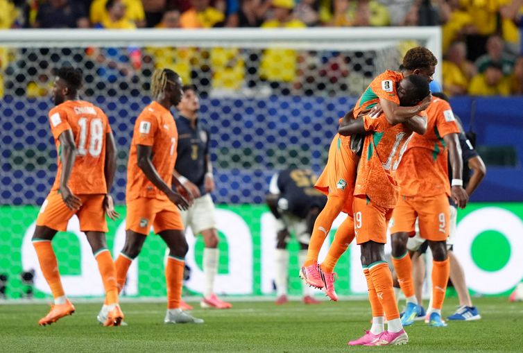 KYLE ROSS Soccer Football - FIFA World Cup 2026 - Group E - Ivory Coast v Ecuador - Philadelphia Stadium, Philadelphia, Pennsylvania, U.S. - June 14, 2026 Ivory Coast's Amad Diallo and Nicolas Pepe celebrate after the match IMAGN IMAGES via Reuters/Kyle Ross