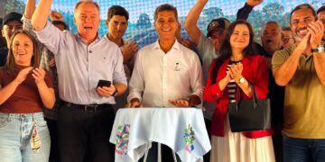 Ricardo Ferraço anuncia nova etapa para pavimentação da ES-080 e entrega escola em Água Doce do Norte