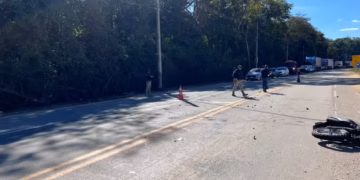 Motociclista morre após colisão frontal com outra moto na BR-116, em Governador Valadares