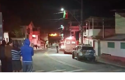 Homem de 35 anos é morto a facada por prima adolescente na Região Serrana Homem de 35 anos é morto a facada por prima adolescente na Região Serrana