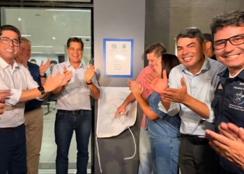 Ricardo e Euclério entregam nova unidade de saúde do bairro São Geraldo