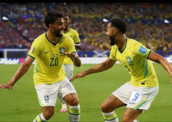 Que sufoco!!! Mas o Brasil está nas oitavas