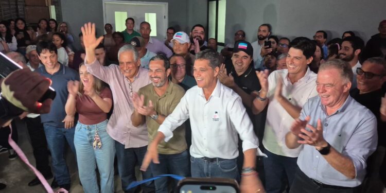 Governador Ricardo Ferraço anuncia R$ 78,5 milhões em obras e entrega três novas UBSs em Barra de São Francisco