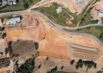 Governo do Estado firma convênio de R$ 11,2 milhões para pavimentação do Parque de Exposições de Barra de São Francisco Governo do Estado firma convênio de R$ 11,2 milhões para pavimentação do Parque de Exposições de Barra de São Francisco