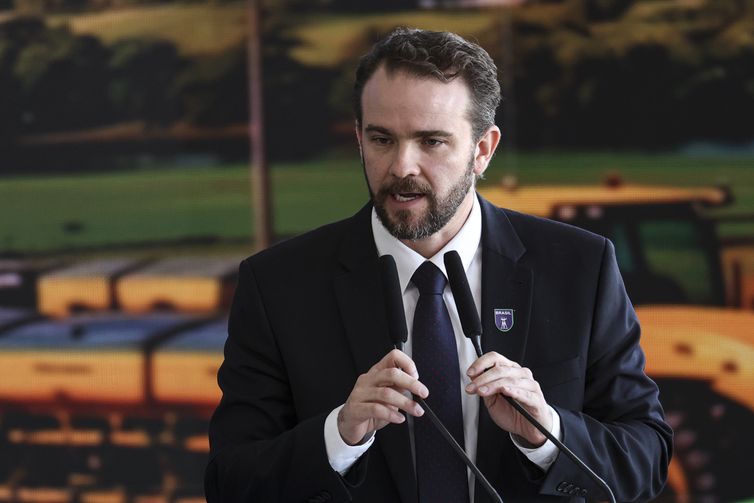 Brasília (DF), 30/06/2026 - O ministro da Fazenda, Dario Durigan, durante o lançamento do Plano Safra 2026/2027, no Palácio do Planalto.  Foto: Marcelo Camargo/Agência Brasil