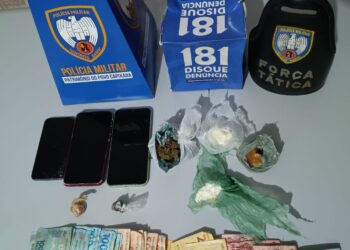 Mulher é presa e adolescente é apreendido em operação contra o tráfico de drogas em Montanha